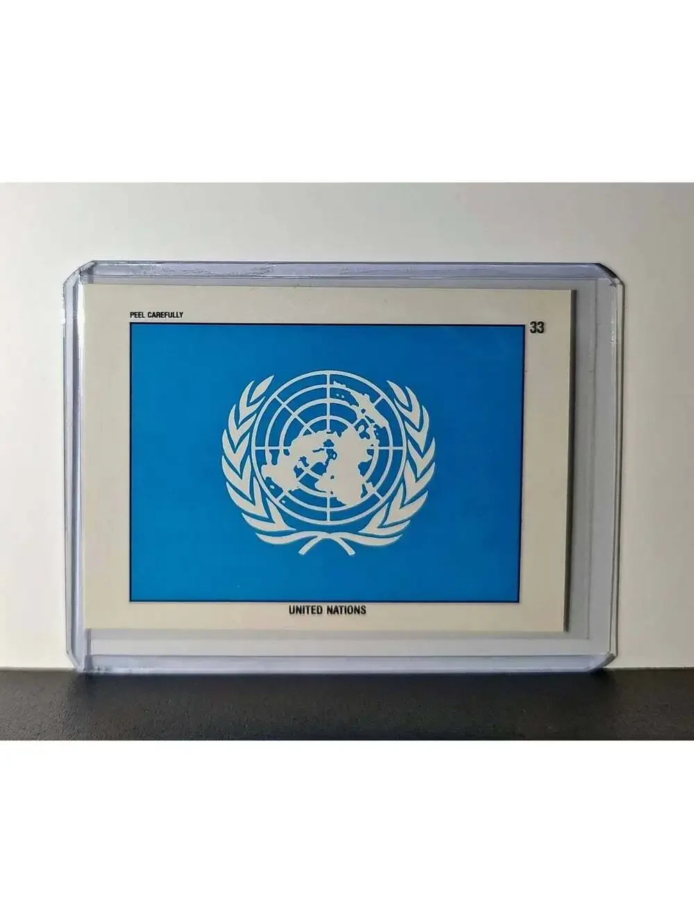 United Nations Flag 1991 Topps Desert Storm #33 Sticker Card